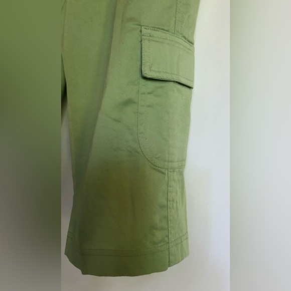 Dahlia Casual Green Capri Pants- 8P- Stretch- Cotton/Spandex - Picture 4 of 8